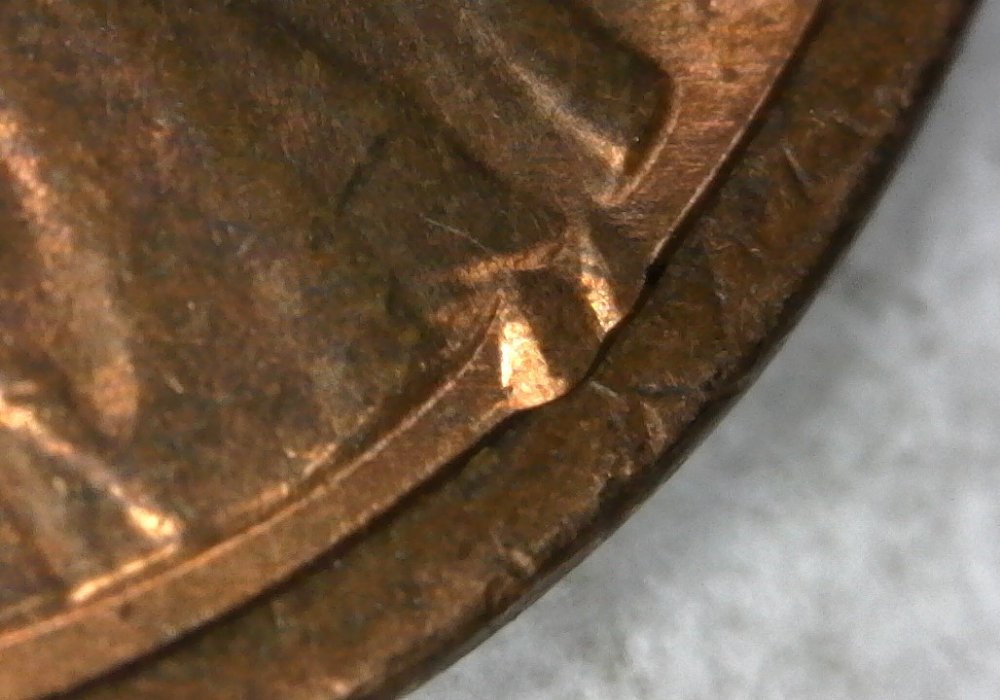 1982-P-Lincoln-Memorial-Cent-With-Big-Strong-Die-Dent?